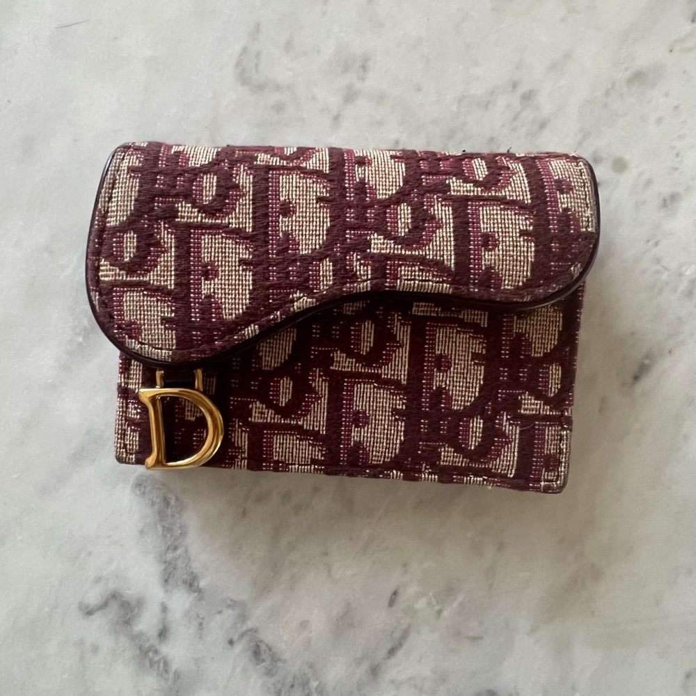 ❌SOLD❌     AUTHENTIC DIOR RED OBLIQUE SADDLE FLAP CARD HOLDER